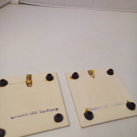 Vintage Jasco 1981 Ceramic Tile Trivet Coaster Christmas Santa Carolers Lot of 2 - Picture 9 of 11